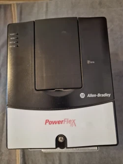 ALLEN BRADLEY 20AC3P5A0AYNANC0 ( 1,5KW 400VAC SÜRÜCÜ POWER FLEX 70 )
