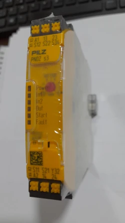 PİLZ 751103 - PNOZ s3 C 24VDC 2 n/o