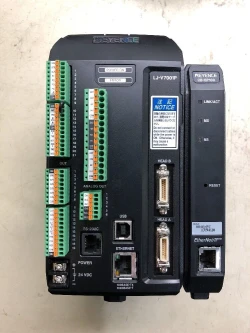 KEYENCE LJ-V7001P
