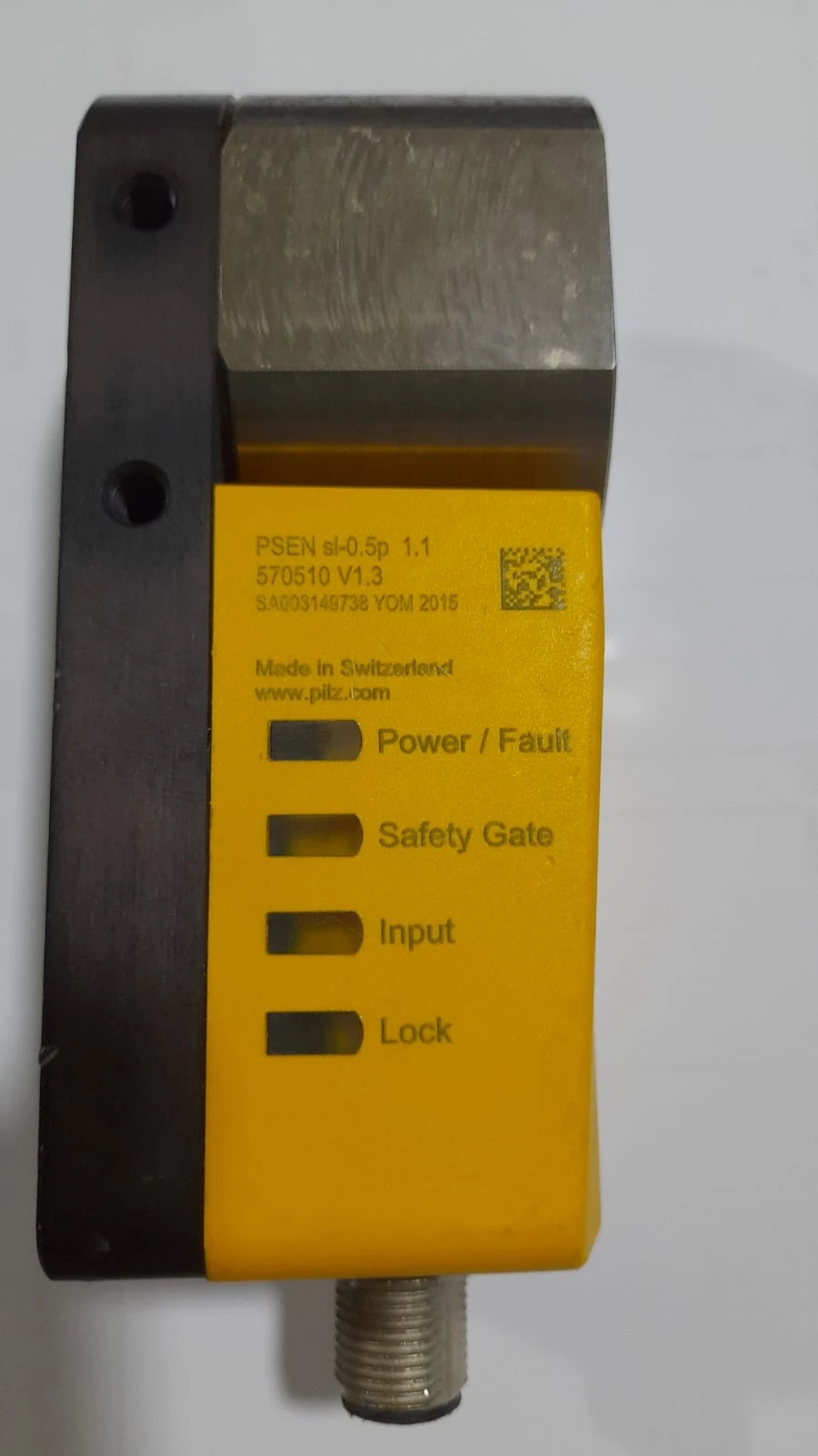 PİLZ 570510 PSEN SL-0.5P 1.1 1SWITCH | PILZ Manyetik Emn. Kapısı Sis. 500N Manyetik Tutma 8 PİM M12 Konnektör 4 LED ( 2. EL Projeden Çıkma )