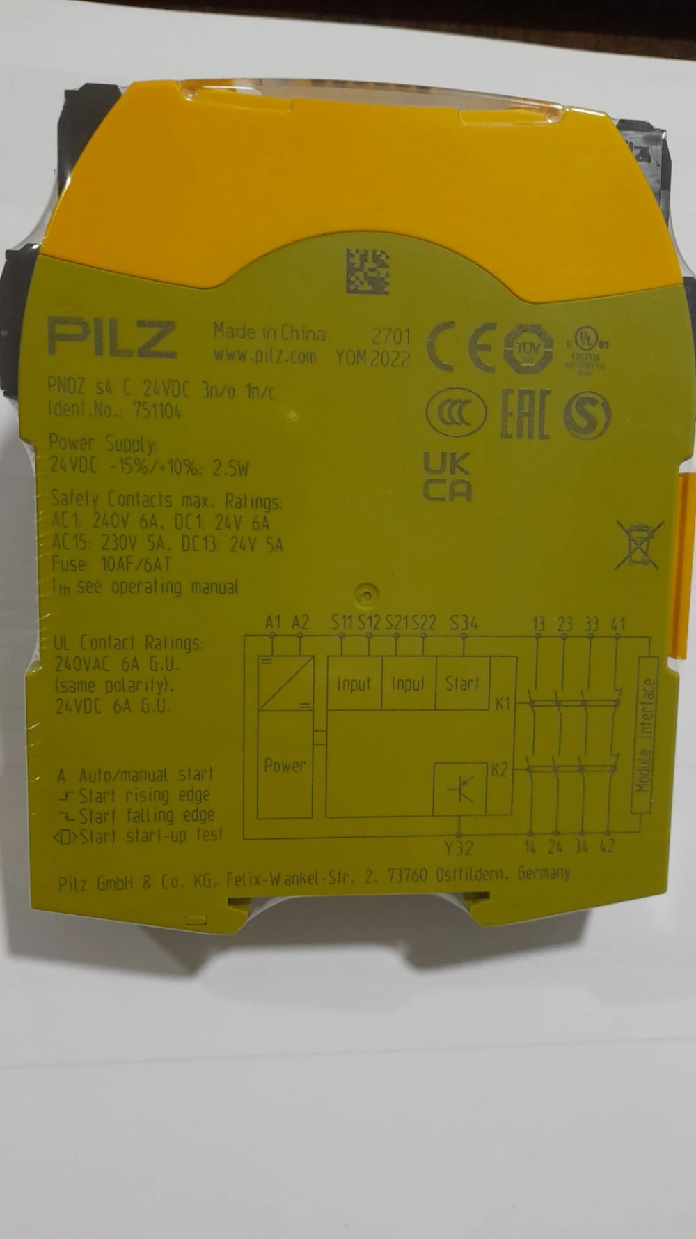 PİLZ 751104 - PNOZ s4 C 24VDC 3 n/o 1 n/c
