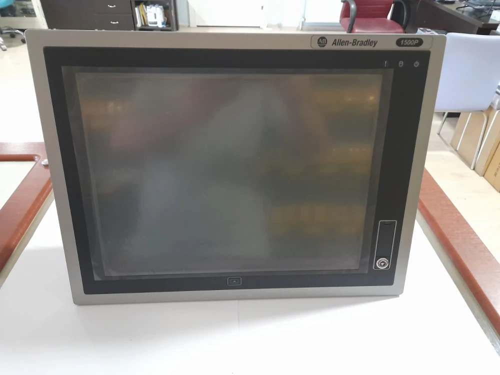ALLEN BRADLEY 6181P - 15A2HW71 AC ( TEK DOKUNMATİK EKRAN 1500P 100-240VAC )