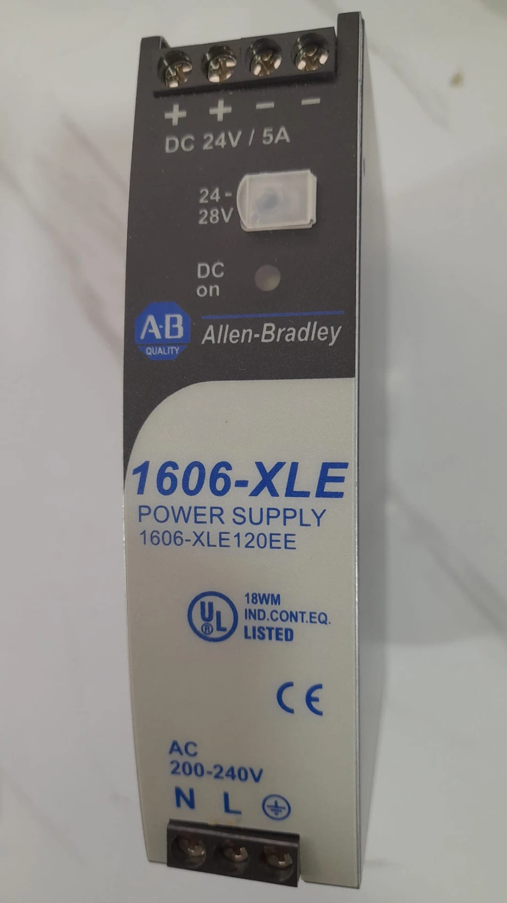 ALLEN BRADLEY 1606-XLE120EE - 120W - DC 24-28V - 5-4,3A POWER SUPPLY